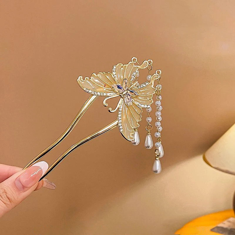 Tasseled Hair Fork – Elegant Updo Accessory