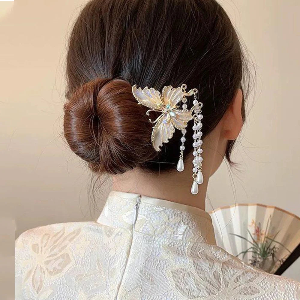 Tasseled Hair Fork – Elegant Updo Accessory
